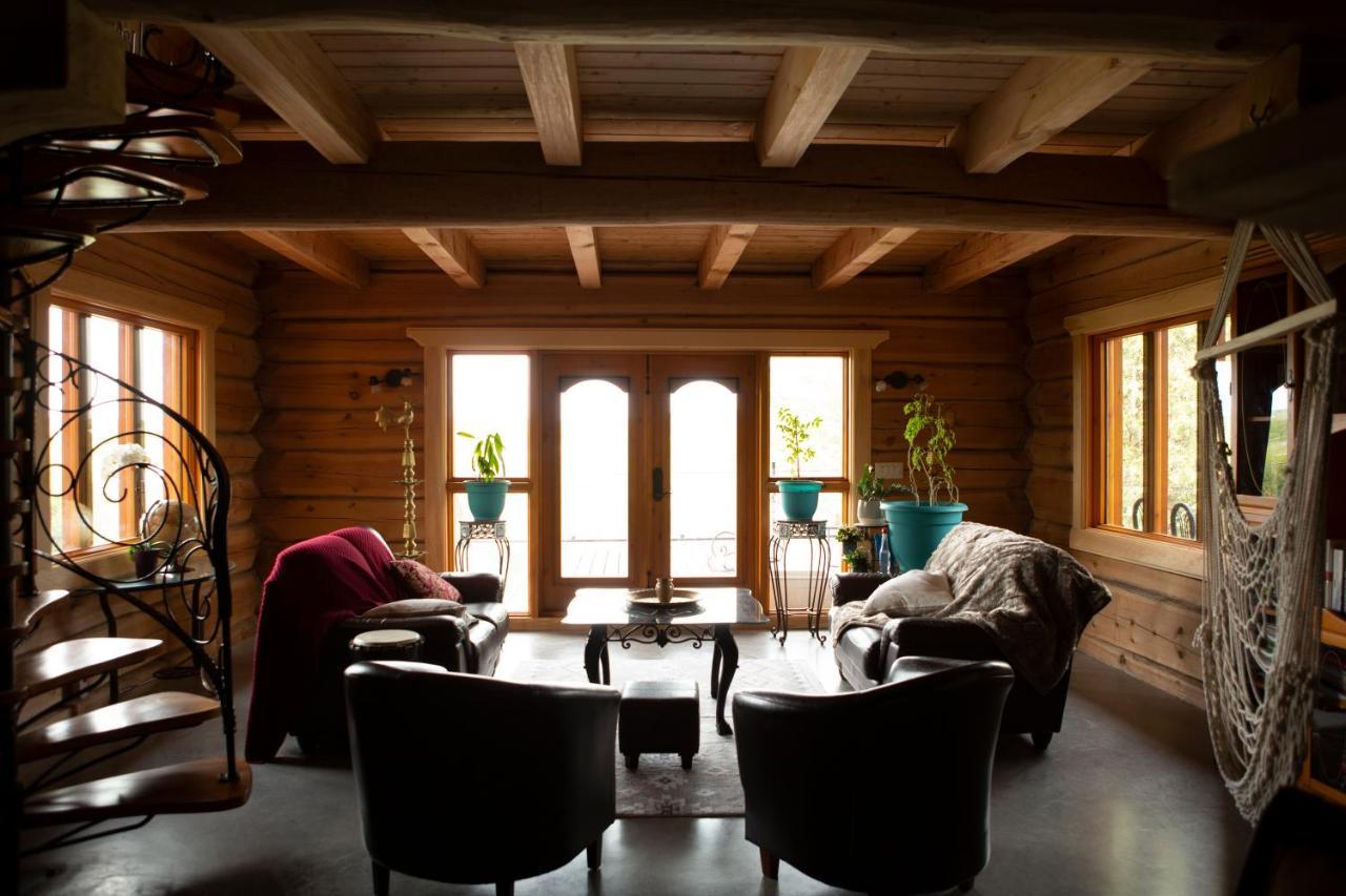 Hebergement "La Maison En Bois Rond" Sainte-Marie Extérieur photo