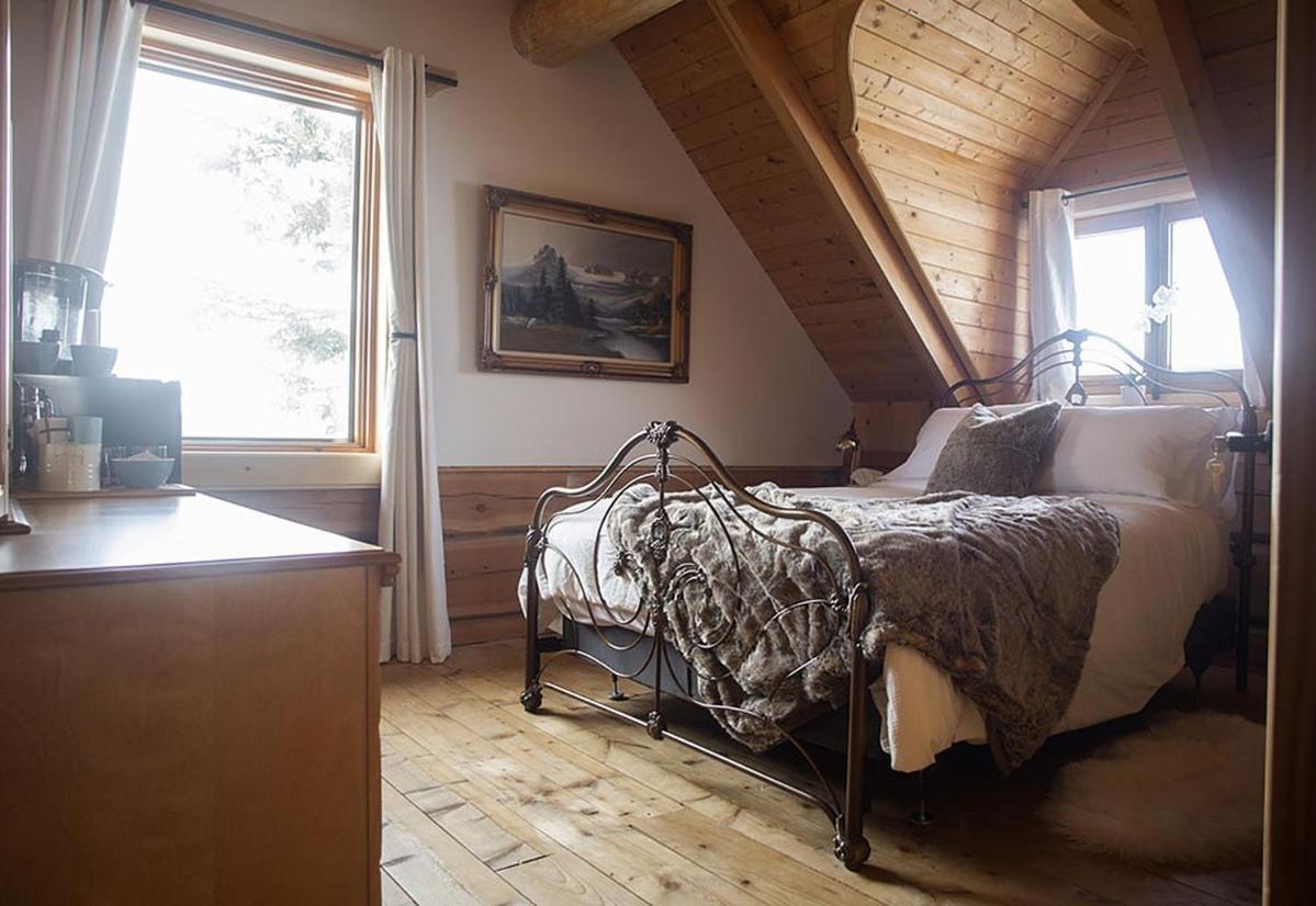 Hebergement "La Maison En Bois Rond" Sainte-Marie Extérieur photo